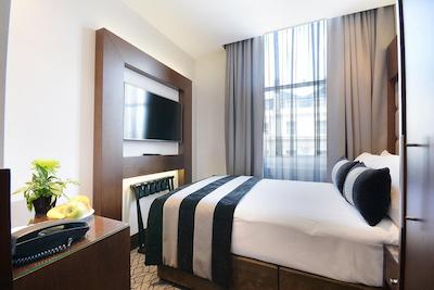 پارک گراند پادینگتون کورت لندن