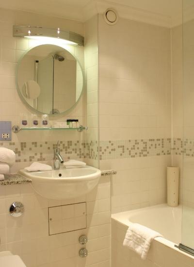 پارک گراند پادینگتون کورت لندن