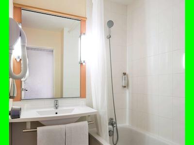 هتل ایبیز سیت دو فوتورسپ