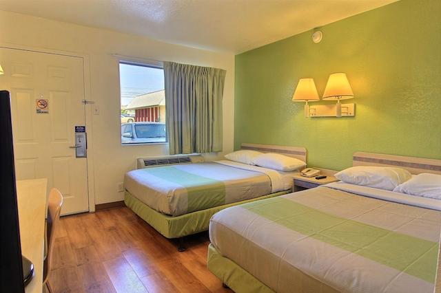 متل 6 اوستین اسود-آیرپرت