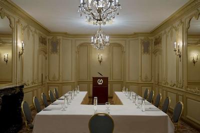 پالمر هوس هیلتون