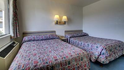 متل 6 اُکلاهما سیتی-آیرپرت