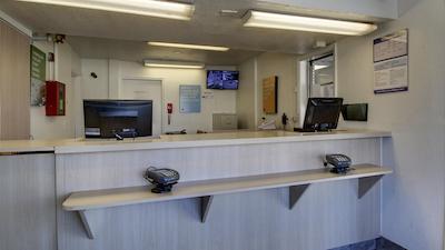 متل 6 اُکلاهما سیتی-آیرپرت