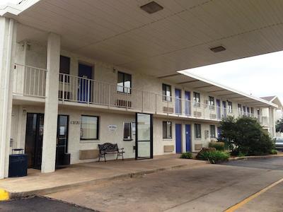 متل 6 اُکلاهما سیتی نرد فرنتیر سیتی