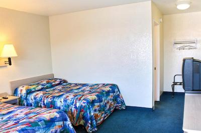 متل 6 فرسنو-بلاکستون نرد