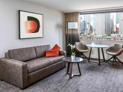 متل 6 فرسنو-بلاکستون نرد