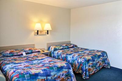 متل 6 فرسنو-بلاکستون نرد