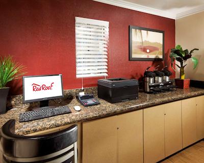 رد روف این سان دیگو-پاسیفیک بیچ / اسیورلد اریا