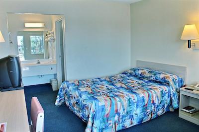 متل 6 فرسنو-بلاکستون اسود