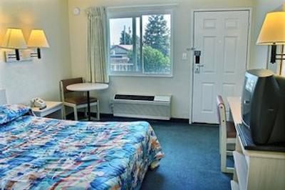 متل 6 فرسنو-بلاکستون اسود