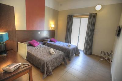 کارلتون هتل مالتا