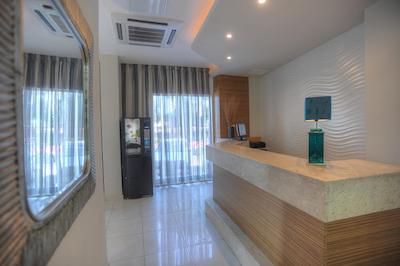 کارلتون هتل مالتا