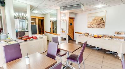 کارلتون هتل مالتا