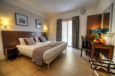 کارلتون هتل مالتا