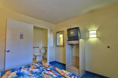 متل 6 فنیکس-نردرن اونو