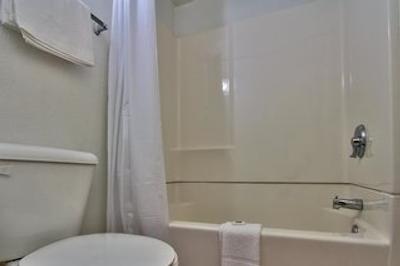 متل 6 فنیکس-نردرن اونو