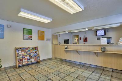 متل 6 فنیکس-نردرن اونو