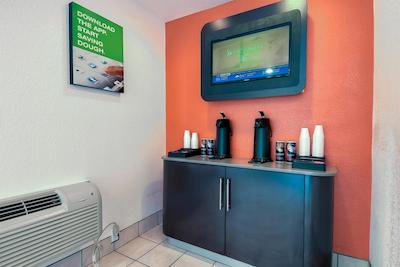 متل 6 سان دیگو-سیرکل-میسشن والی