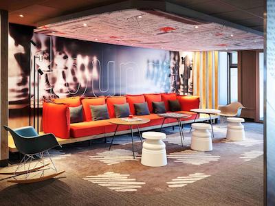 هتل ایبیز منتپلیر سنتر کمدی