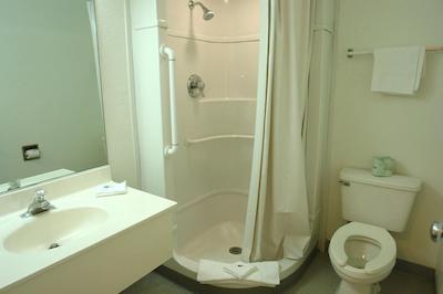 متل 6 پمپانو بیچ