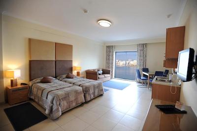 پلازا هتل اند پلازا رجنسی