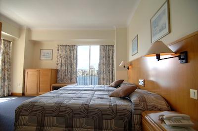 پلازا هتل اند پلازا رجنسی