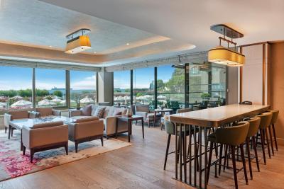 رنسانس پولات استانبول هتل