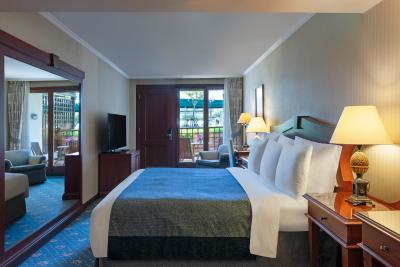 رنسانس پولات استانبول هتل