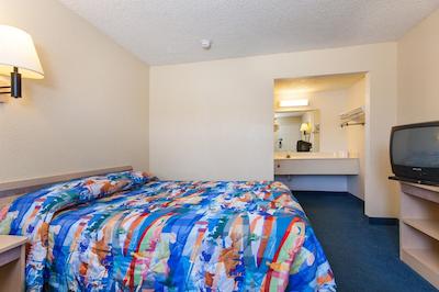 متل 6 استکتون-چارتر و وست