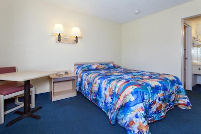 متل 6 استکتون-چارتر و وست