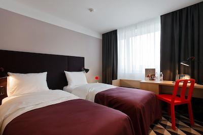 ازیموت هتل مورمانسک