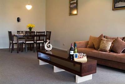 مانترا اُن ساندی ب راد