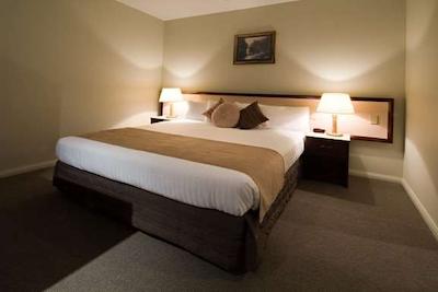 مانترا اُن ساندی ب راد