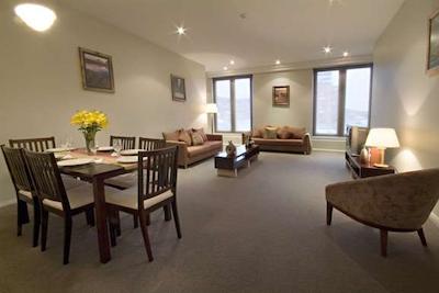 مانترا اُن ساندی ب راد