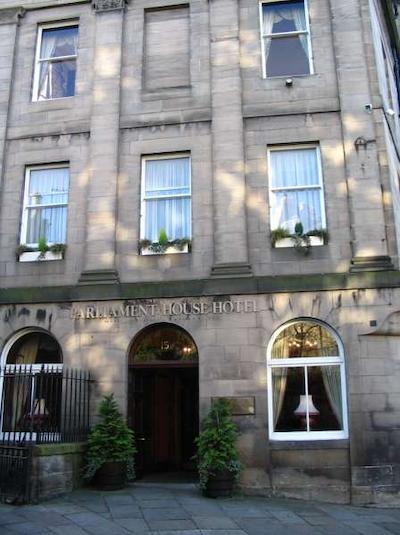 پارلیامنت هوس