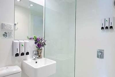 لیسور این پنی ریال