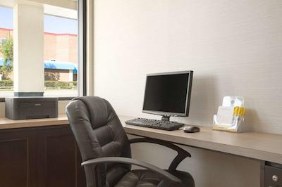 دز این کالگاری نردوست