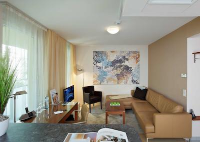 لیوین رسیدنس بای فلمینگز وین