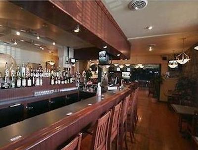 هوارد جهنسُن پرت آلبرنی