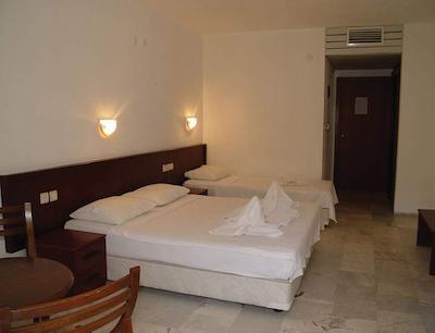 زوز تورون هتل