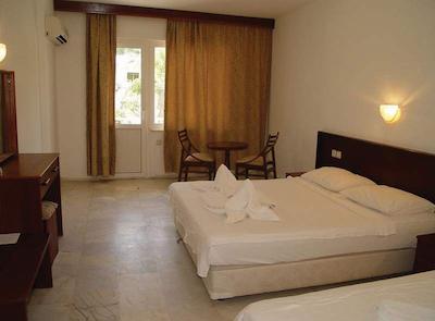 زوز تورون هتل