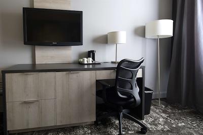 تراولج بای ویندهام آلما