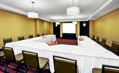 فور پوینتز بای شراتون ترنتو میسیساوگا