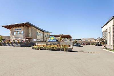 دز این بای ویندهام منتریل ایست