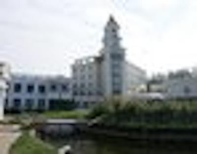 هالیدی این مون ریور بیجینگ