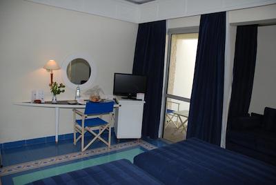 لابراندا لز دونز در