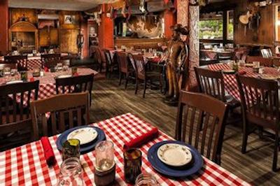 پوینت هیلتون اسکواو پیک ریزرت