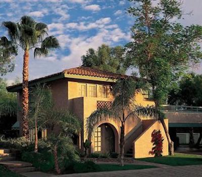 پوینت هیلتون اسکواو پیک ریزرت