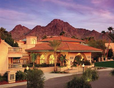 پوینت هیلتون اسکواو پیک ریزرت