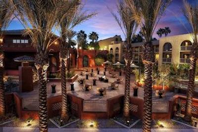 پوینت هیلتون اسکواو پیک ریزرت